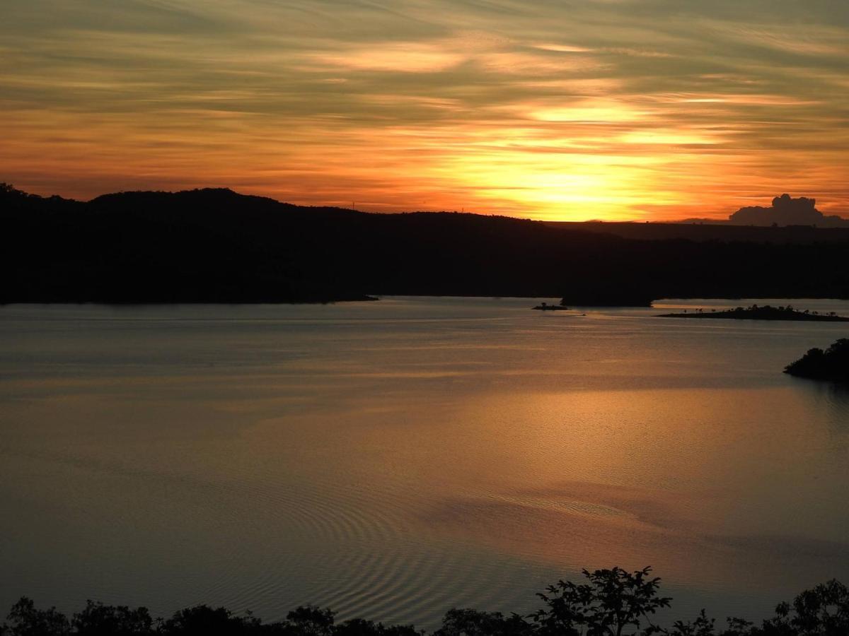 Chale Mirante, Piscina, Cachoeira, Lago E Vista Espetacular Alexania Экстерьер фото